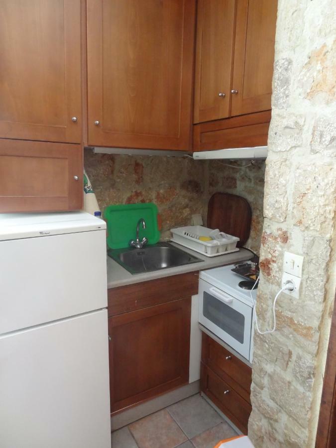 Rosalia Apartments Chalki Town Buitenkant foto