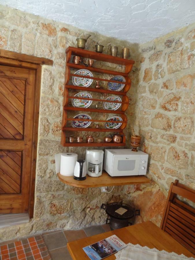 Rosalia Apartments Chalki Town Buitenkant foto