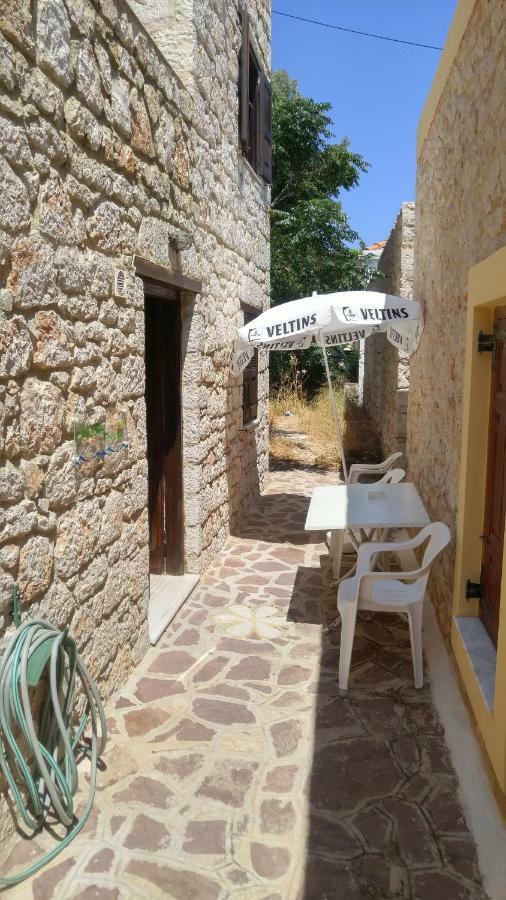 Rosalia Apartments Chalki Town Buitenkant foto