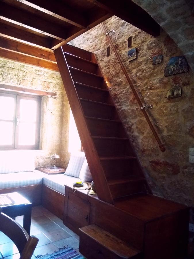 Rosalia Apartments Chalki Town Buitenkant foto