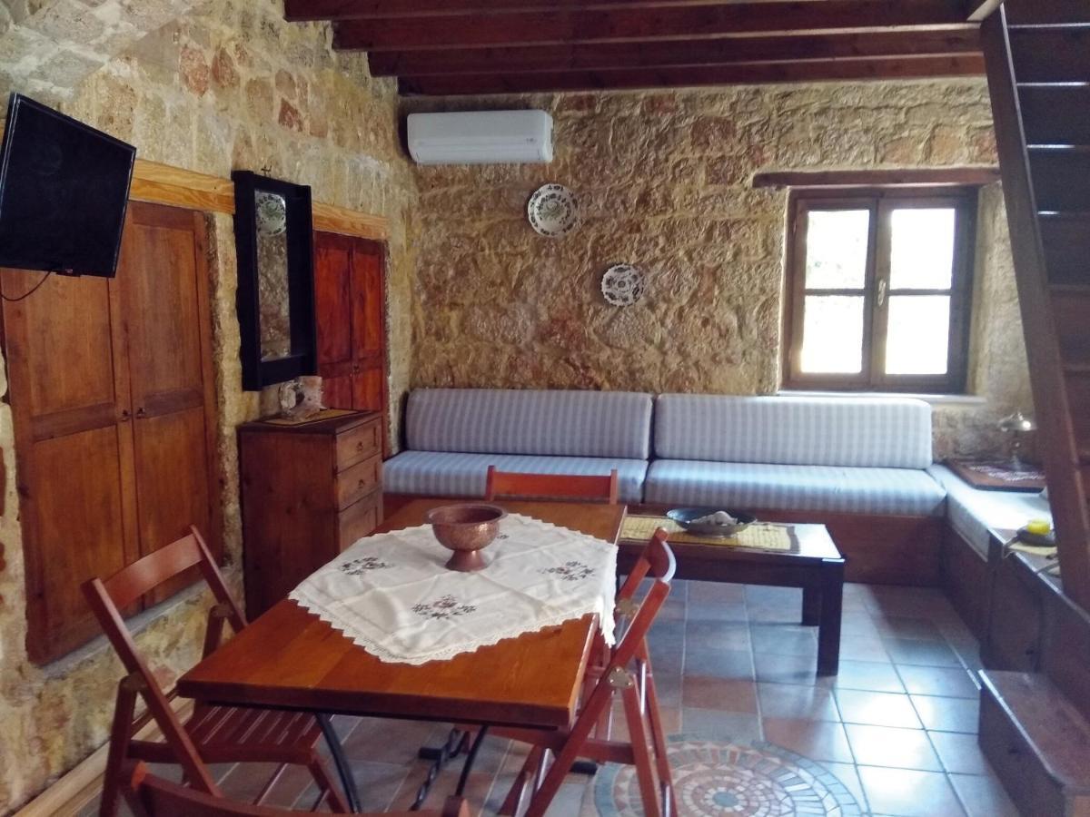 Rosalia Apartments Chalki Town Buitenkant foto